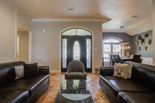 9009 County Rd 7500, Wolfforth, TX 79382