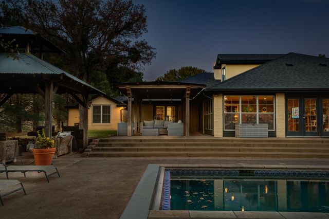 9009 County Rd 7500, Wolfforth, TX 79382