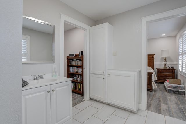 9009 County Rd 7500, Wolfforth, TX 79382