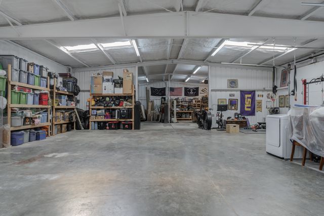 9009 County Rd 7500, Wolfforth, TX 79382
