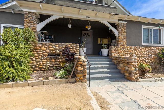 2141 Front Street, San Diego, CA 92101