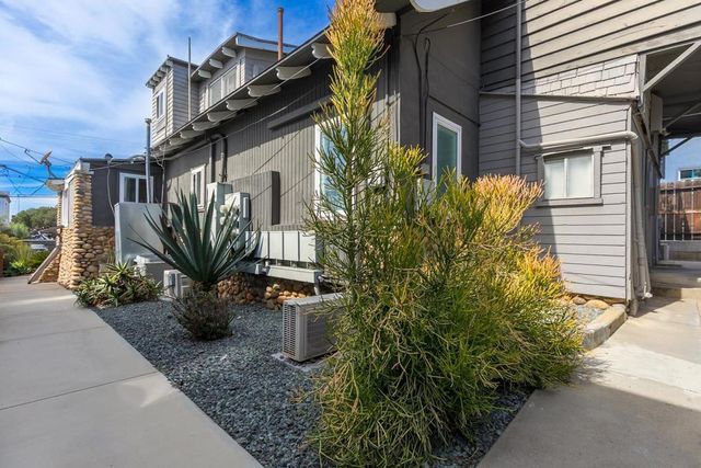 2141 Front Street, San Diego, CA 92101