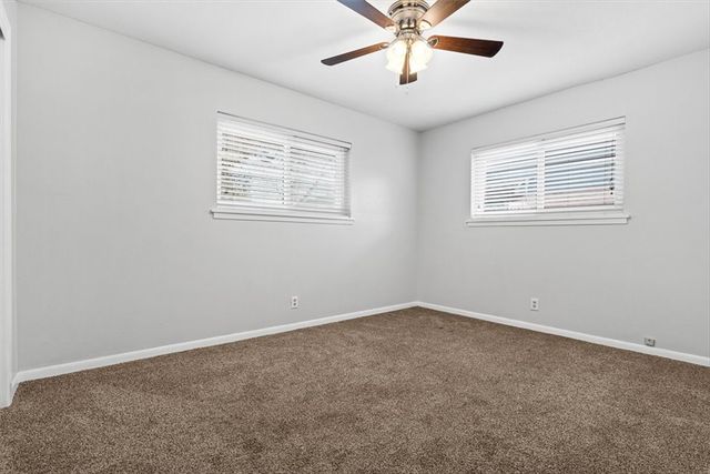 153 Sabine St, Portland, TX 78374