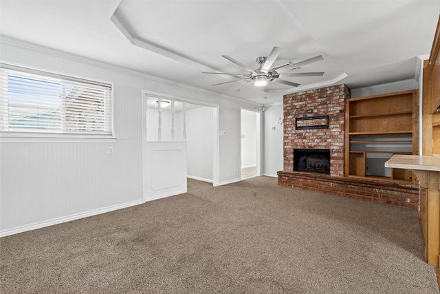 153 Sabine St, Portland, TX 78374