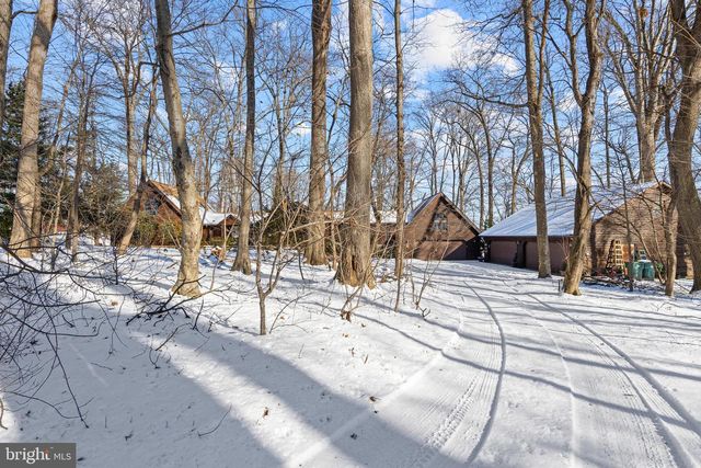 225 BLACK RD, Quarryville, PA 17566