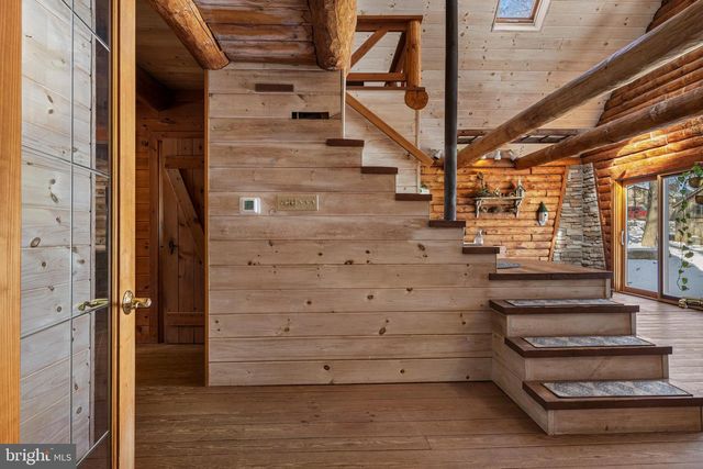 225 BLACK RD, Quarryville, PA 17566