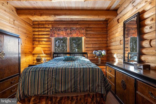 225 BLACK RD, Quarryville, PA 17566