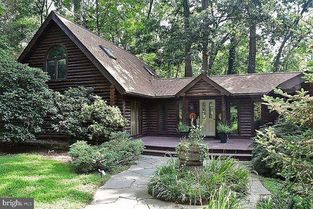 225 BLACK RD, Quarryville, PA 17566