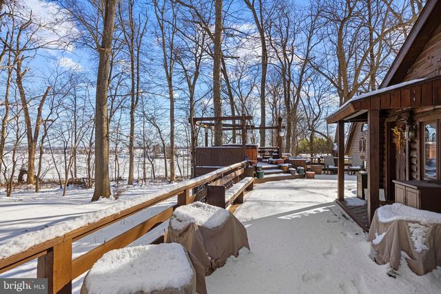 225 BLACK RD, Quarryville, PA 17566