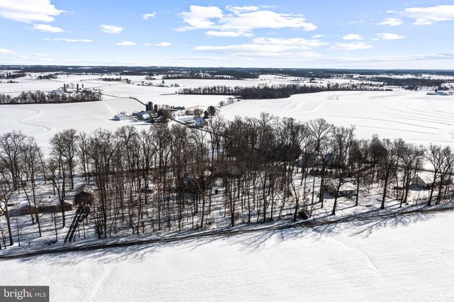 225 BLACK RD, Quarryville, PA 17566