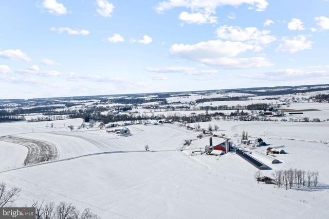 225 BLACK RD, Quarryville, PA 17566