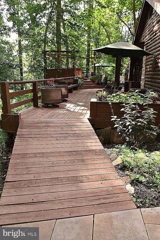 225 BLACK RD, Quarryville, PA 17566