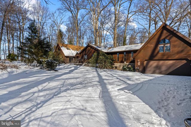 225 BLACK RD, Quarryville, PA 17566