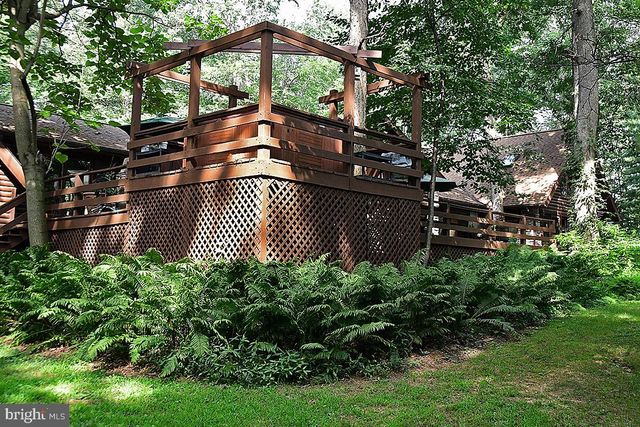 225 BLACK RD, Quarryville, PA 17566