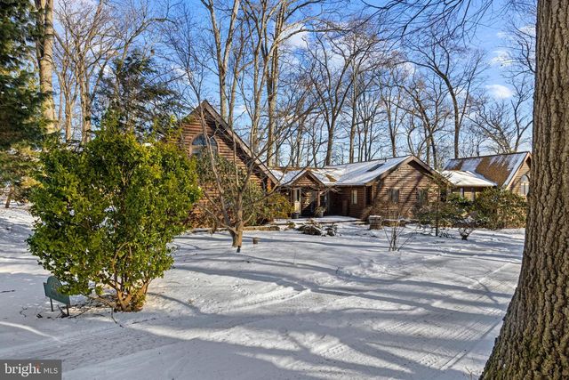 225 BLACK RD, Quarryville, PA 17566