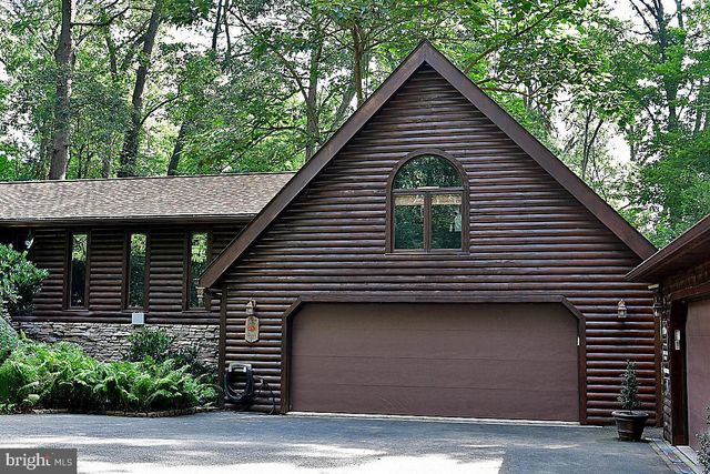 225 BLACK RD, Quarryville, PA 17566