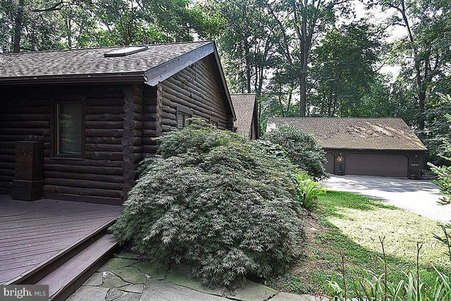 225 BLACK RD, Quarryville, PA 17566