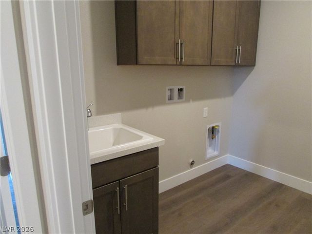 1012 FOX FALCON Street, Henderson, NV 89011