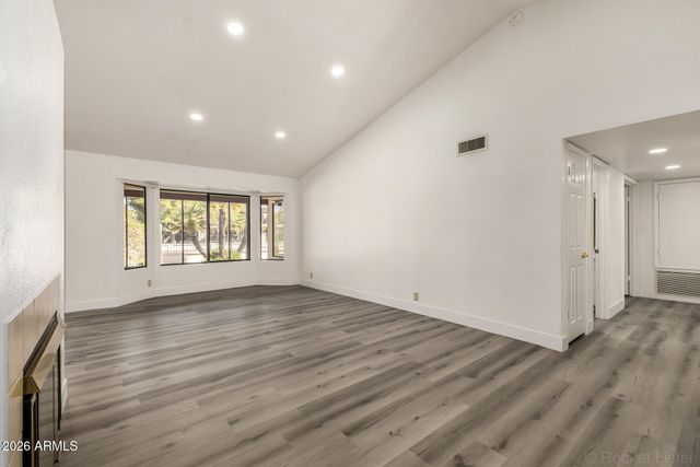 7608 W MCRAE Way, Glendale, AZ 85308