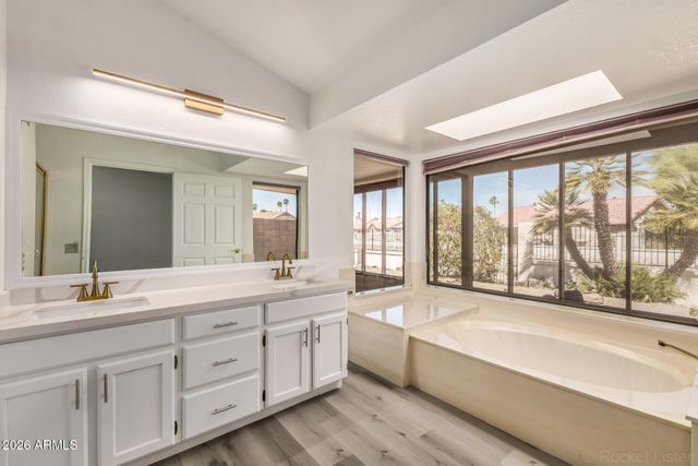 7608 W MCRAE Way, Glendale, AZ 85308