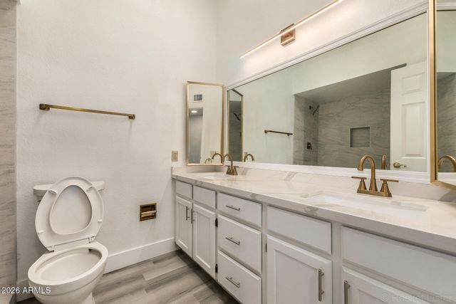 7608 W MCRAE Way, Glendale, AZ 85308