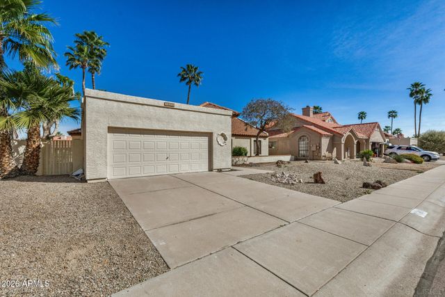 7608 W MCRAE Way, Glendale, AZ 85308