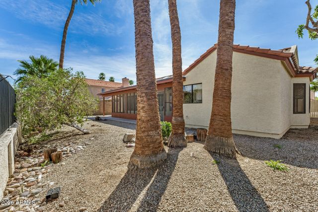 7608 W MCRAE Way, Glendale, AZ 85308