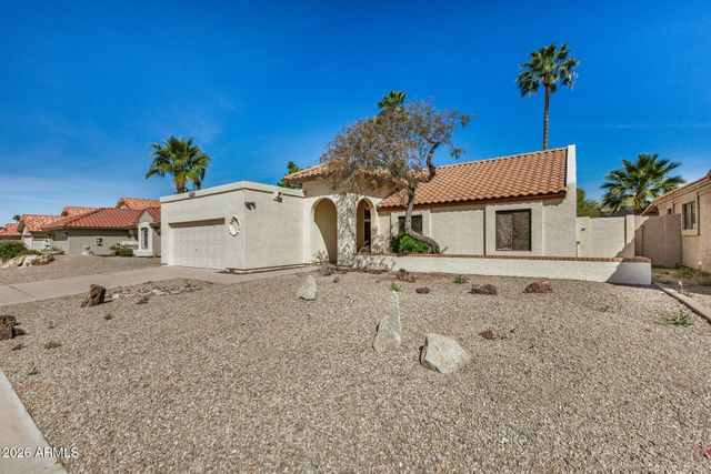 7608 W MCRAE Way, Glendale, AZ 85308