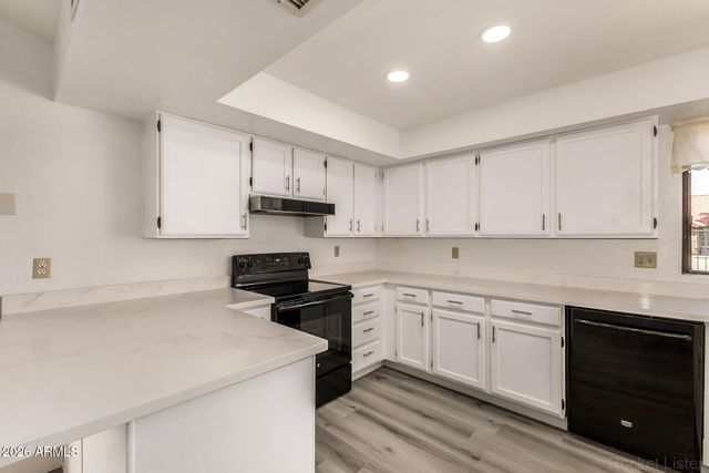 7608 W MCRAE Way, Glendale, AZ 85308