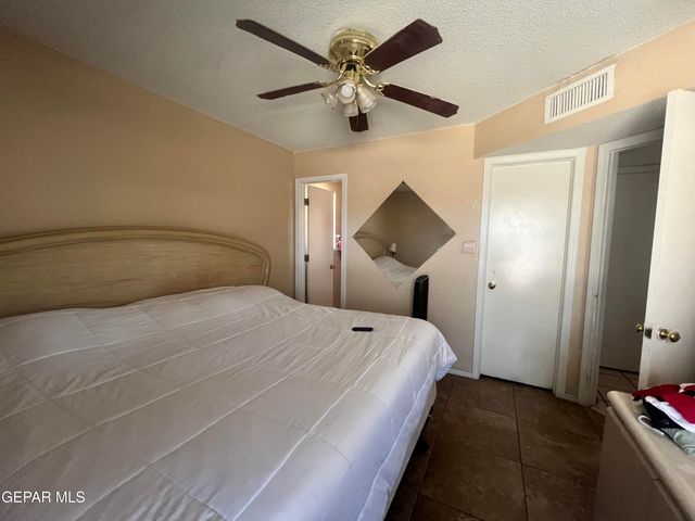12128 SAINT CASSIAN Drive, El Paso, TX 79936
