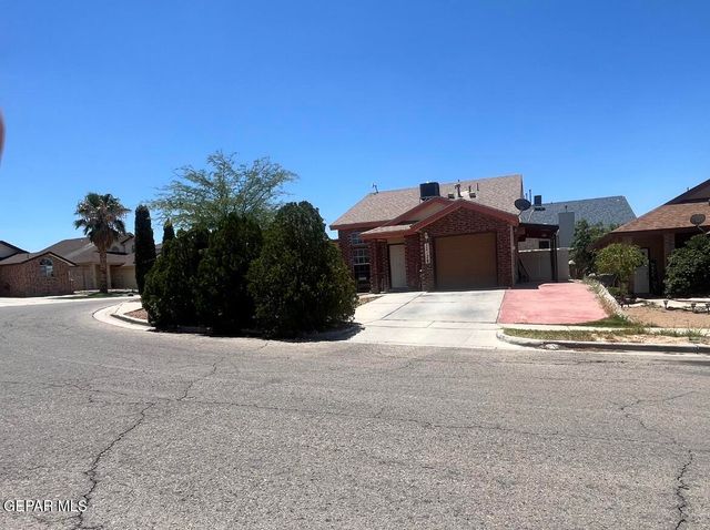 12128 SAINT CASSIAN Drive, El Paso, TX 79936