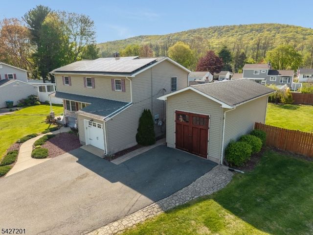 103 Carter Ter, Hackettstown Town, NJ 07840