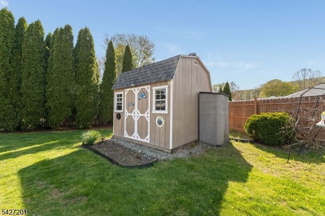 103 Carter Ter, Hackettstown Town, NJ 07840