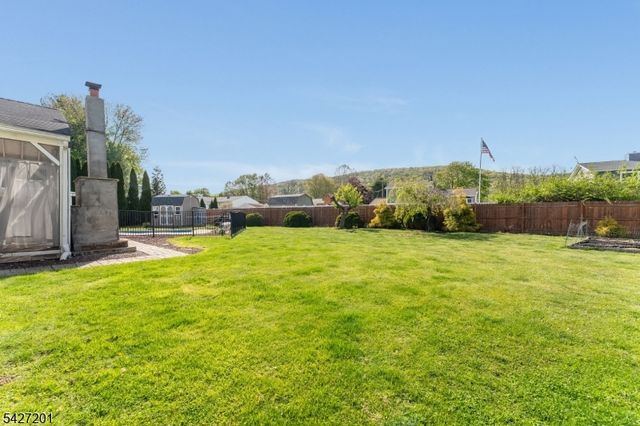 103 Carter Ter, Hackettstown Town, NJ 07840