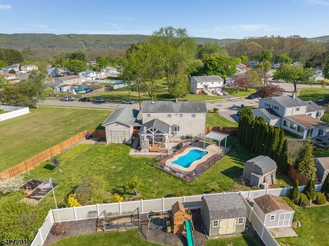 103 Carter Ter, Hackettstown Town, NJ 07840
