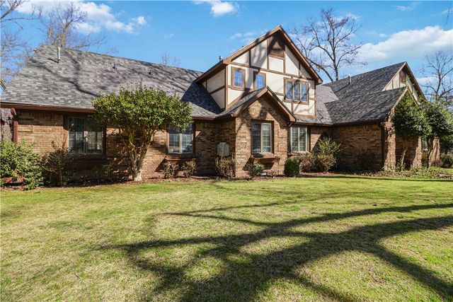 2701 Inwood Drive, Harrison, AR 72601