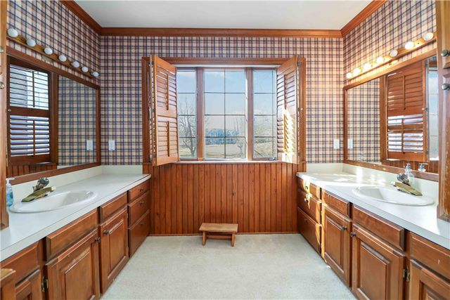 2701 Inwood Drive, Harrison, AR 72601