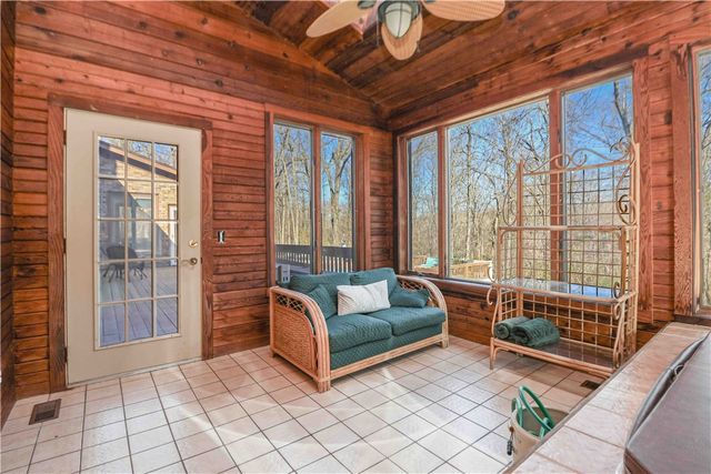 2701 Inwood Drive, Harrison, AR 72601