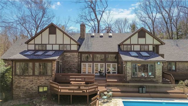 2701 Inwood Drive, Harrison, AR 72601