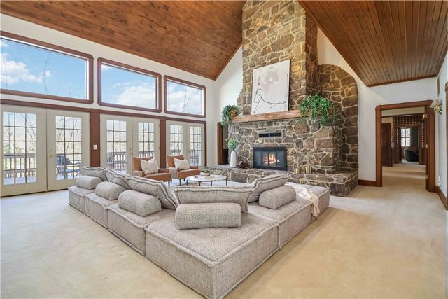2701 Inwood Drive, Harrison, AR 72601