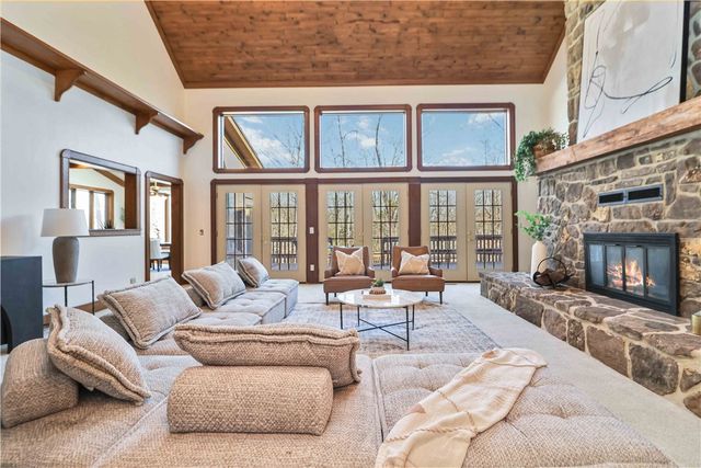 2701 Inwood Drive, Harrison, AR 72601