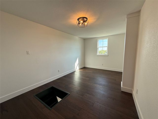 5919 County Road 408, Mckinney, TX 75071