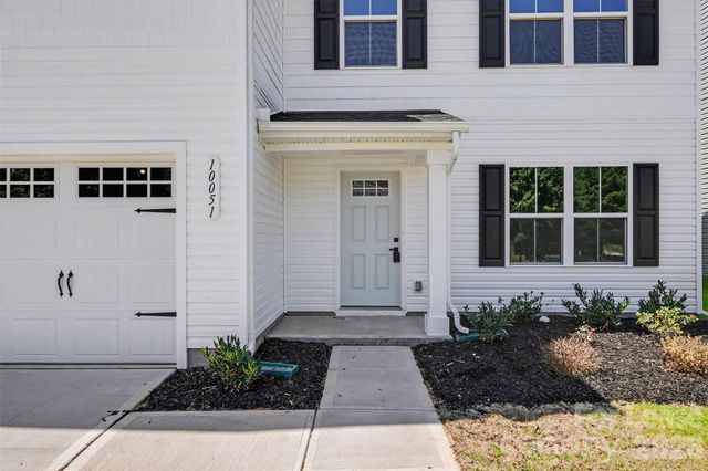 10051 Florentine Way, Charlotte, NC 28214