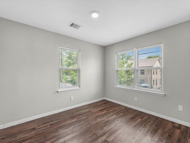 3025 Prospect Street 2, Houston, TX 77004
