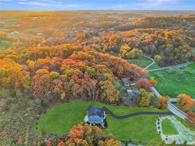 9660 Goehring Rd.., Cranberry Twp, PA 16066