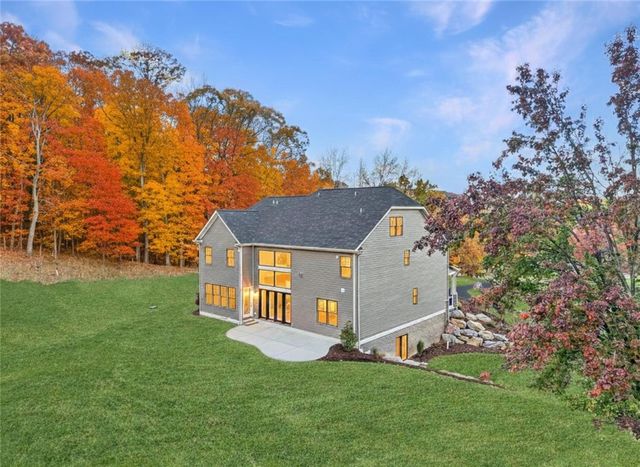 9660 Goehring Rd.., Cranberry Twp, PA 16066