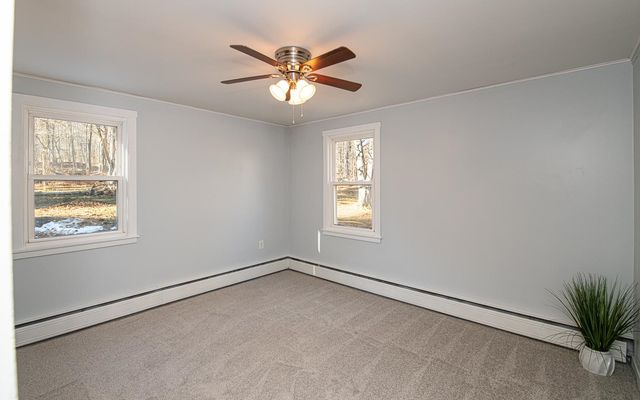 121 Hampstead Road, Sandown, NH 03873