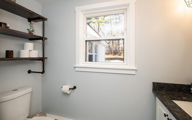 121 Hampstead Road, Sandown, NH 03873