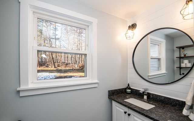 121 Hampstead Road, Sandown, NH 03873