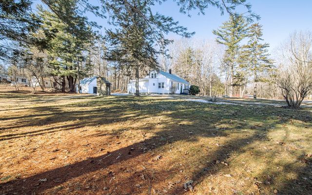 121 Hampstead Road, Sandown, NH 03873